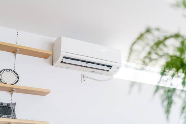 Unité intérieure d'une installation de climatisation pour une maison à Villejuif